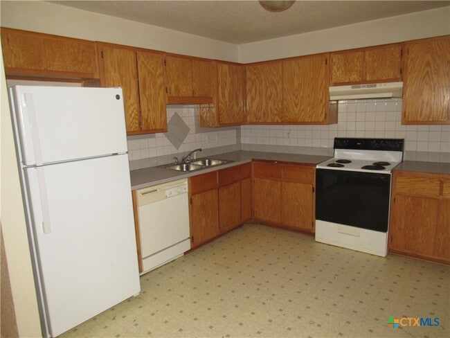 Photo - 3807 Hitchrock Dr