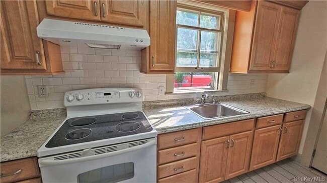 Photo - 23 Prospect Ave Unit 2