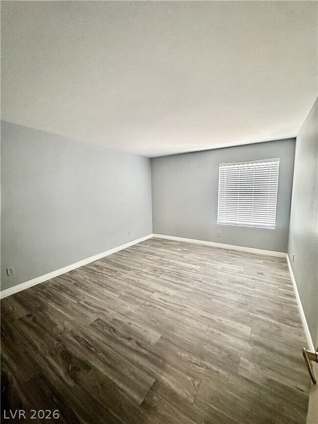 Photo - 2451 N Rainbow Blvd Unidad 1119
