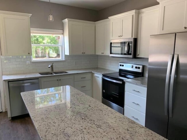 Photo - 1320 N Kings Hwy