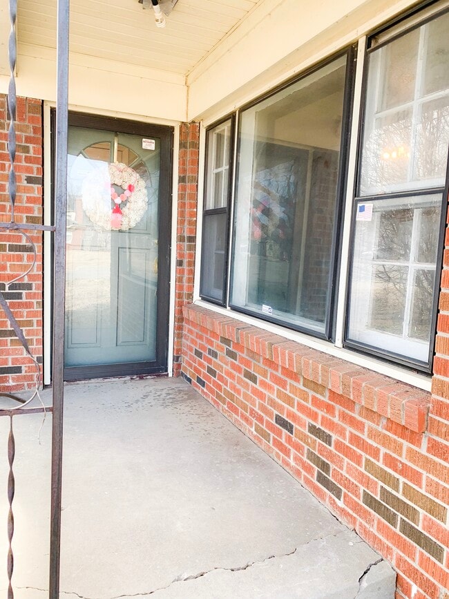 Photo - 4509 N Rockwell Ave