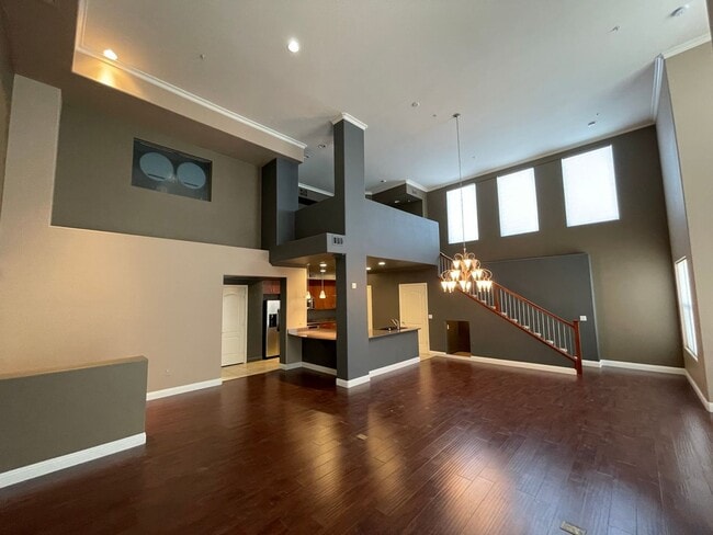 Photo - 56 E Serene Ave