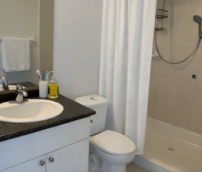 Photo - Richmond Hill Apartments