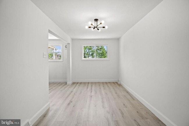 Photo - 2119 Delmar Dr