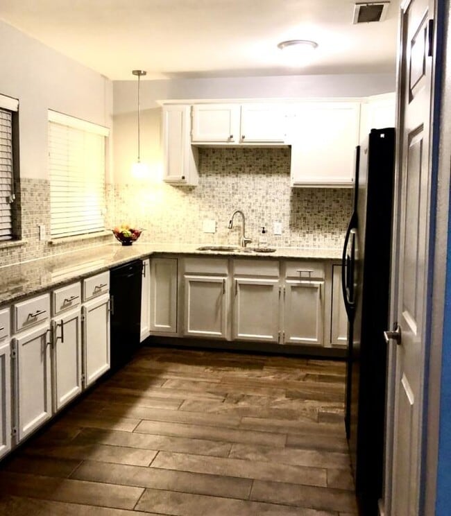 Photo - 9135 Rue De Lis