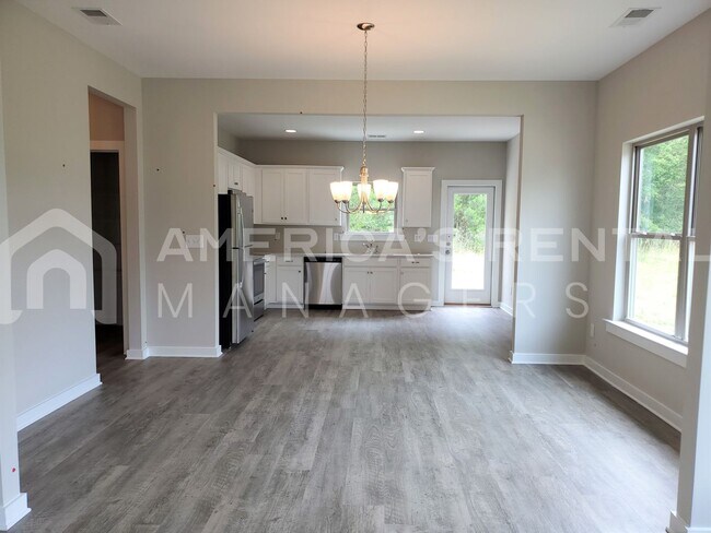 Photo - Home for Rent in Clanton, AL! Available to...