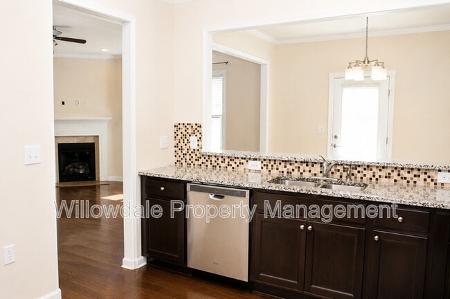 Photo - 2132 Chipley Dr