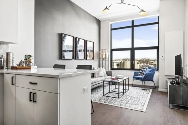 Photo - 2518 N Kedzie Blvd Unit 2518 North Kedzie Bouleva