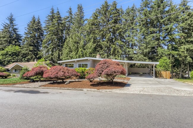 Building Photo - 33 158th Pl SE