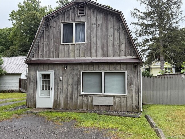 Building Photo - 7794 S Main St Unit 1 Rental