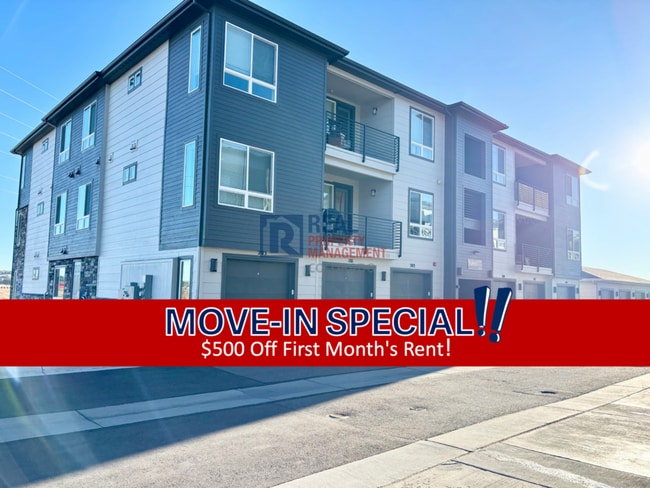 Building Photo - 16860 Askins Lp Unit 202