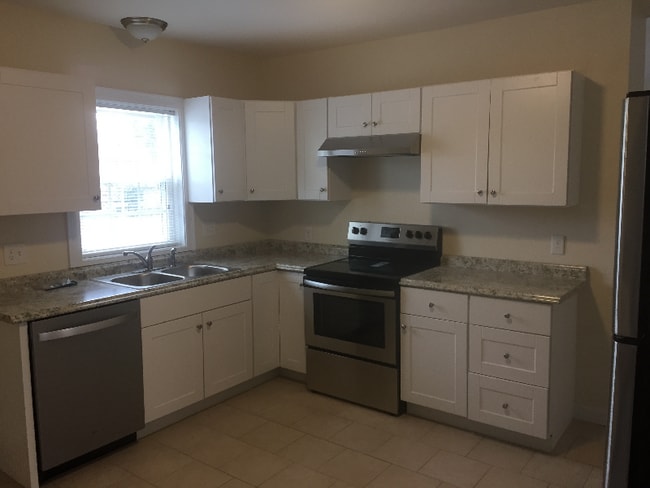 Photo - 5 N Worcester St