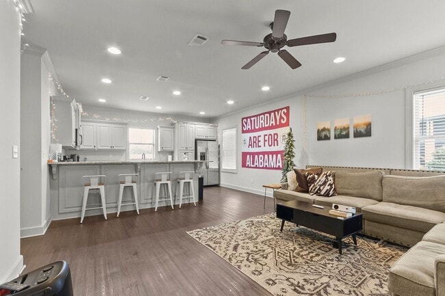 Photo - Spacious 3 Bedroom 3.5 Baths Available for Fall 2026! Schedule your Showing and Apply Today!