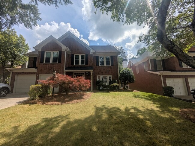 Photo - 4736 Woodland Brook Ct SE House