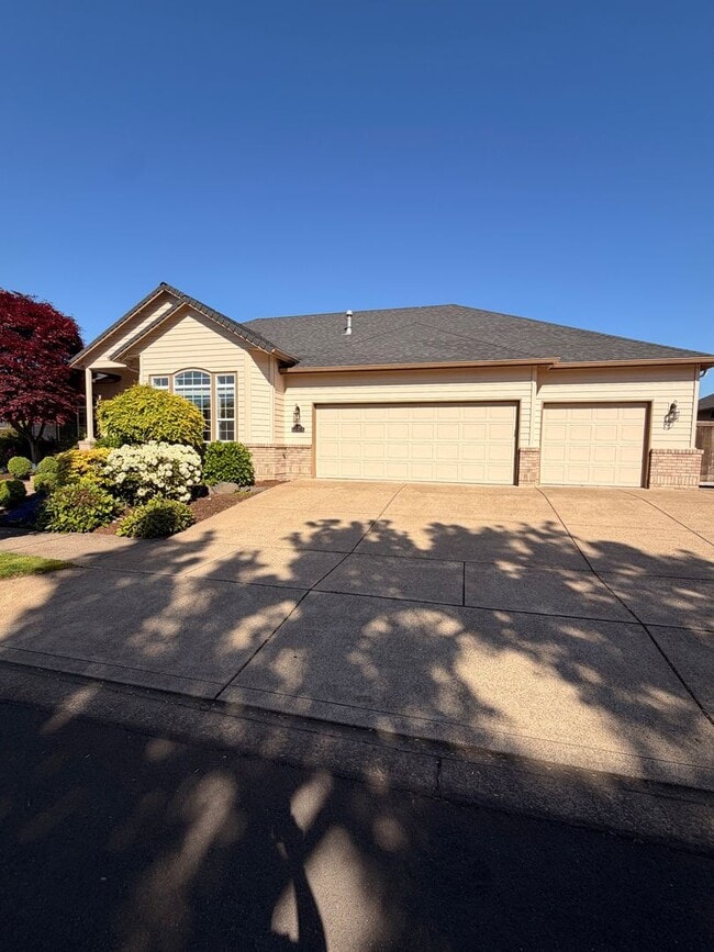 Photo - 3- Bedroom home in Hayden Bridge