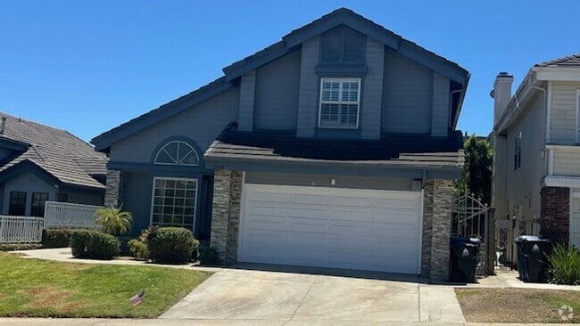 Building Photo - Elegant House in Playa Del ray