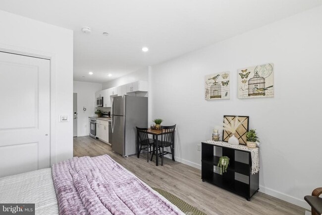 Photo - 915 N Broad St Unit 309