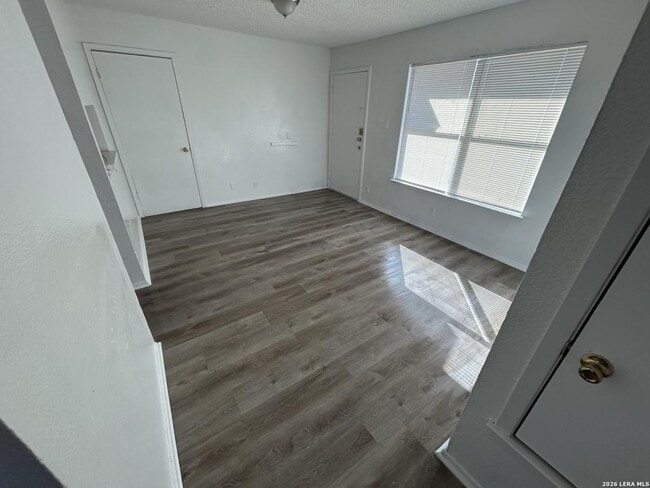 Photo - 219 Baldwin Blvd