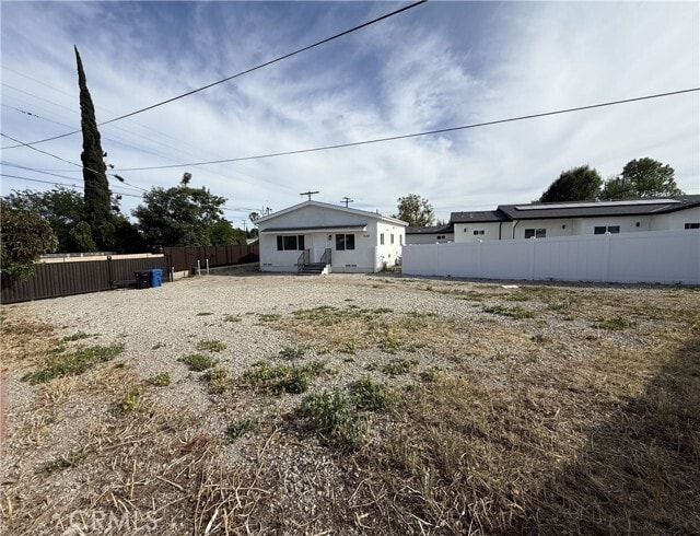 Photo - 9132 Balcom Ave