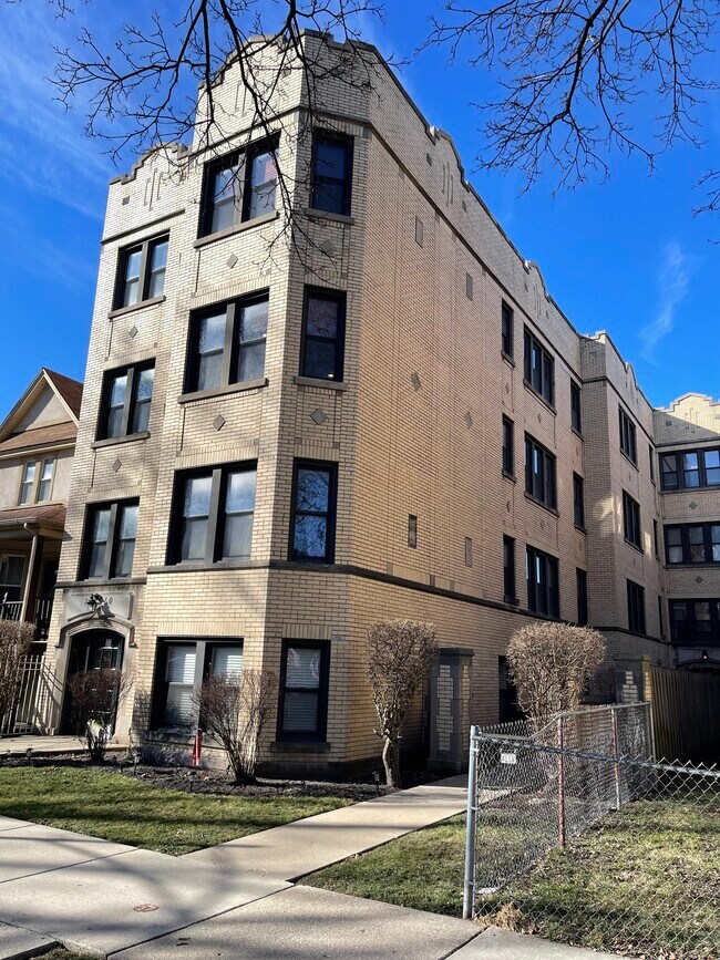 Photo - 4550 North Drake Avenue House