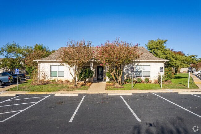 Leasing Office