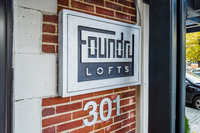 Letreros - Foundry Lofts