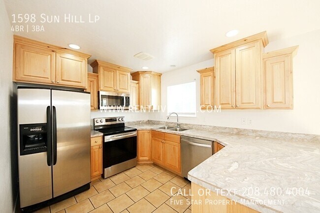 Photo - 4 Bedroom 2.5 Bathroom Home in Highland Ar...