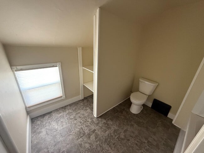 Photo - 1835 Dunlap Ave