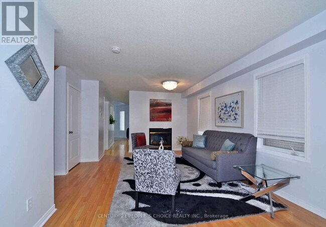 Photo - 20 National Pine Dr