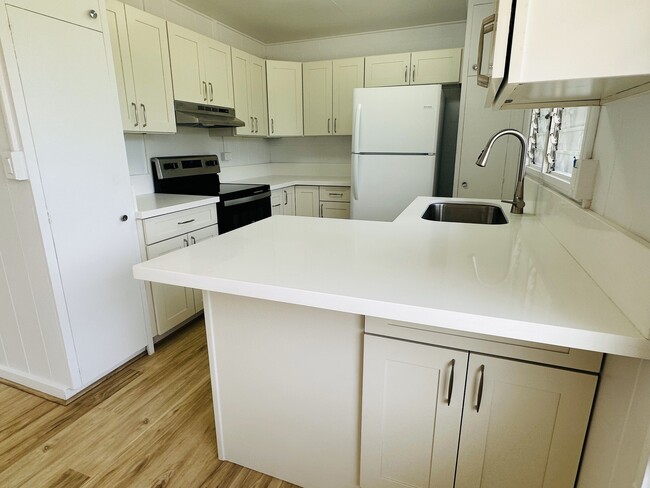 Building Photo - 1816 Kaikunane Loop Unit A