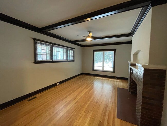 Photo - 1955 W Sunnyside Ave Unidad 2