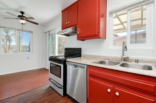 Photo - 617-617 Truly Terrace Unit 617 Truly Ter