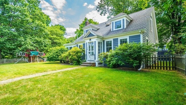 Photo - 176 Parker St