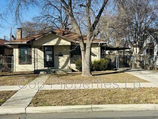 Building Photo - 255 Cumberland Rd