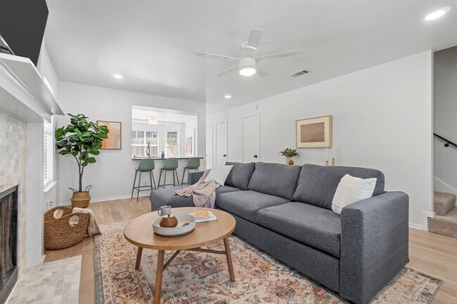 Photo - 2101 Kirksey Dr Townhome