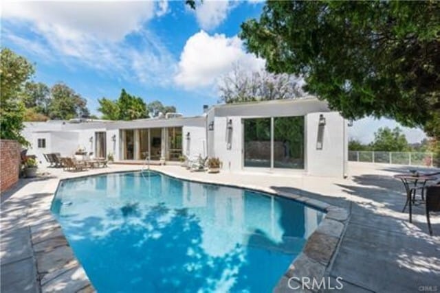 Building Photo - 5353 Shirley Ave