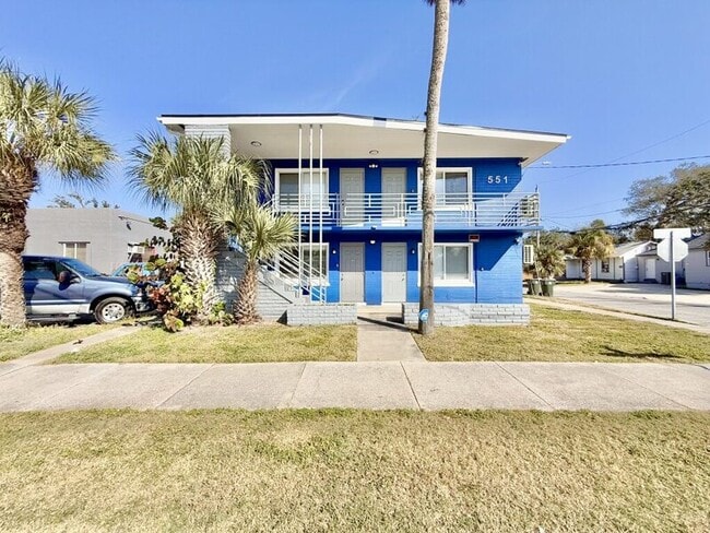 Photo - 551 N Ridgewood Ave