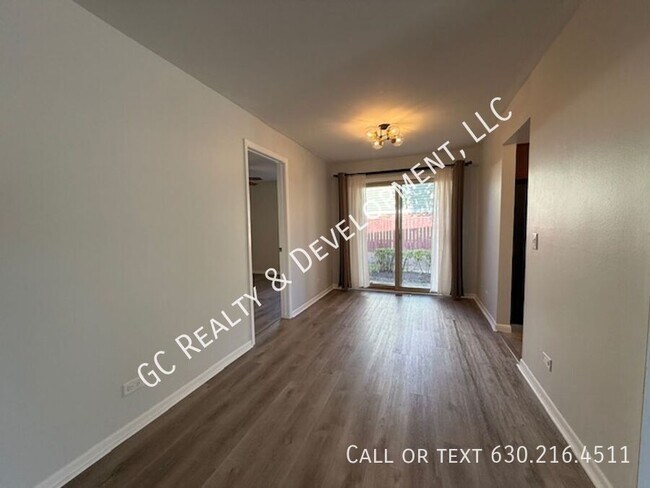 Photo - 1348 McDowell Rd Unidad 104 , 104