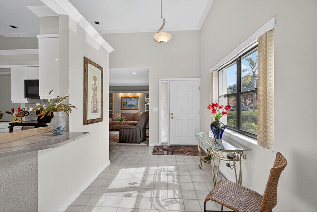 Photo - 773 Windermere Way