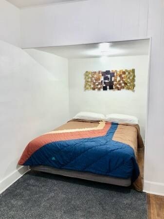 Photo - 210 E North St