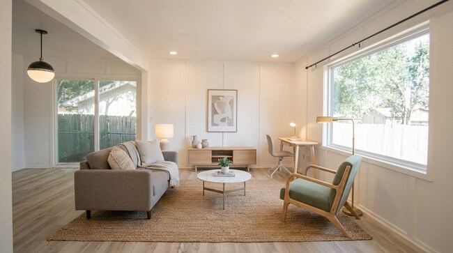 Photo - 3016 W Roxbury St Unit Apt B