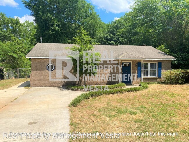 4 br, 2 bath House - 203 Larry Drive - 4 br, 2 bath House - 203 Larry Drive