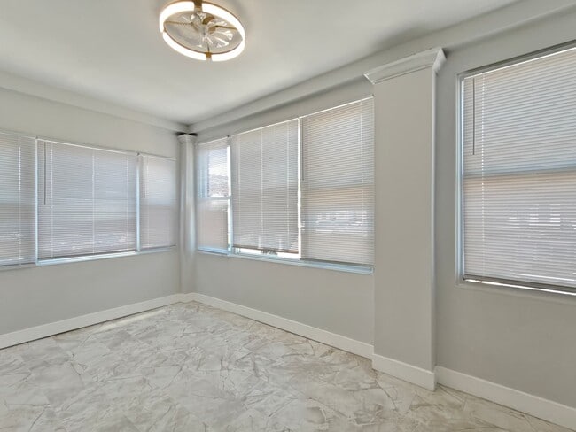 Photo - 6142 Locust St Unit B