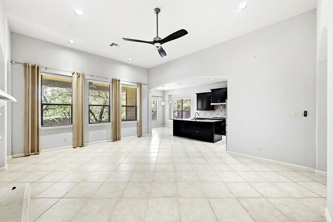 Photo - 1611 Rimstone Dr