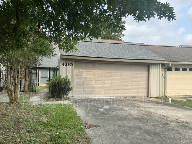Building Photo - 4210 Waterwood Dr