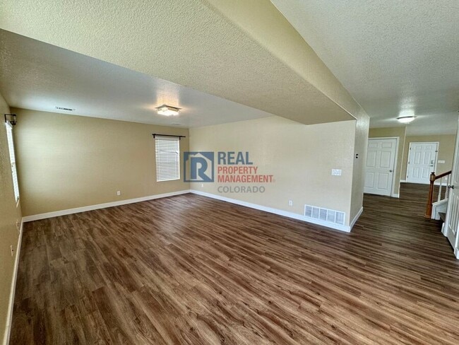 Photo - 5440 Perth St