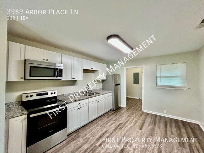 3969 Arbor Pl Ln