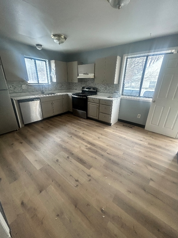 Building Photo - 2614 Reo Rd