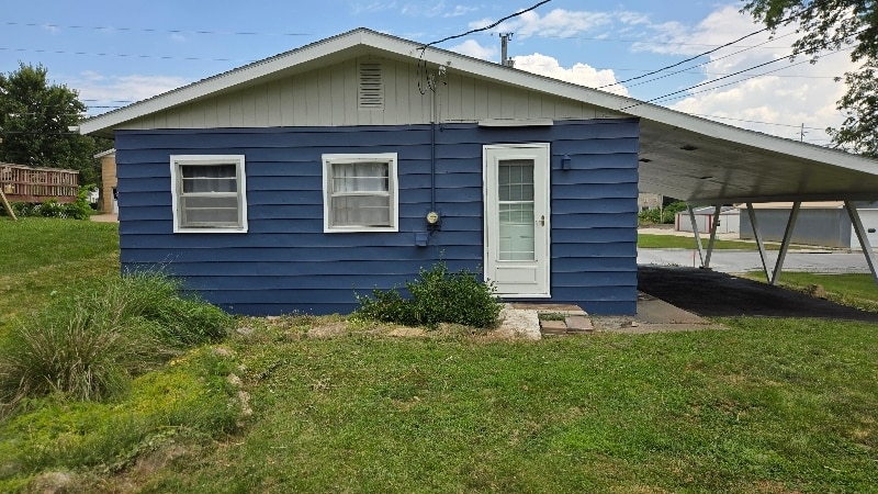 Photo - 218 N Spring St