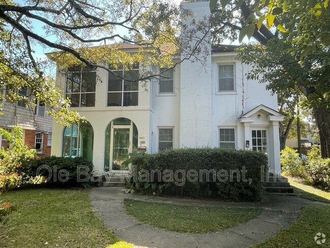 Building Photo - 1865 Hunter Ave Unit Downstairs Rental